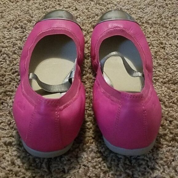 Shoes Clarks Pink Leather Ballet Flat Toe Cap Girls Size 4½ - Picture 6 of 15